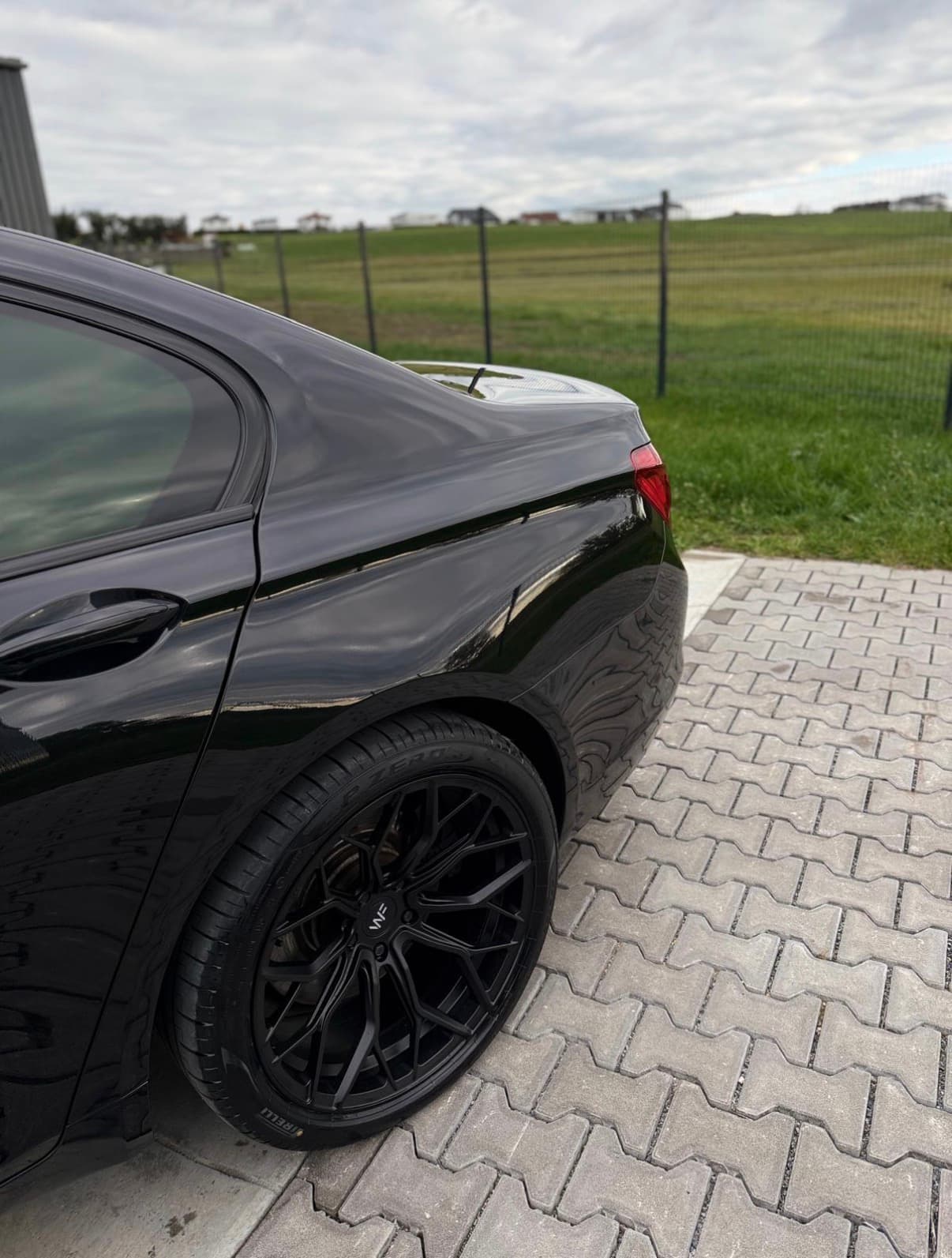 Autoaufbereitung Passau Kotflügel Politur Ergebnis